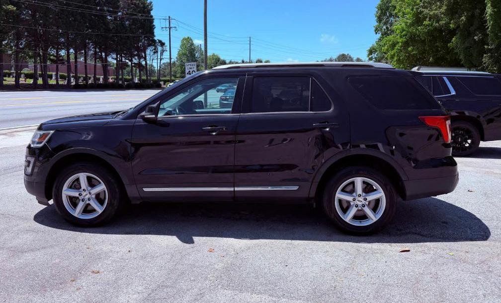 2017 Ford Explorer Image 4