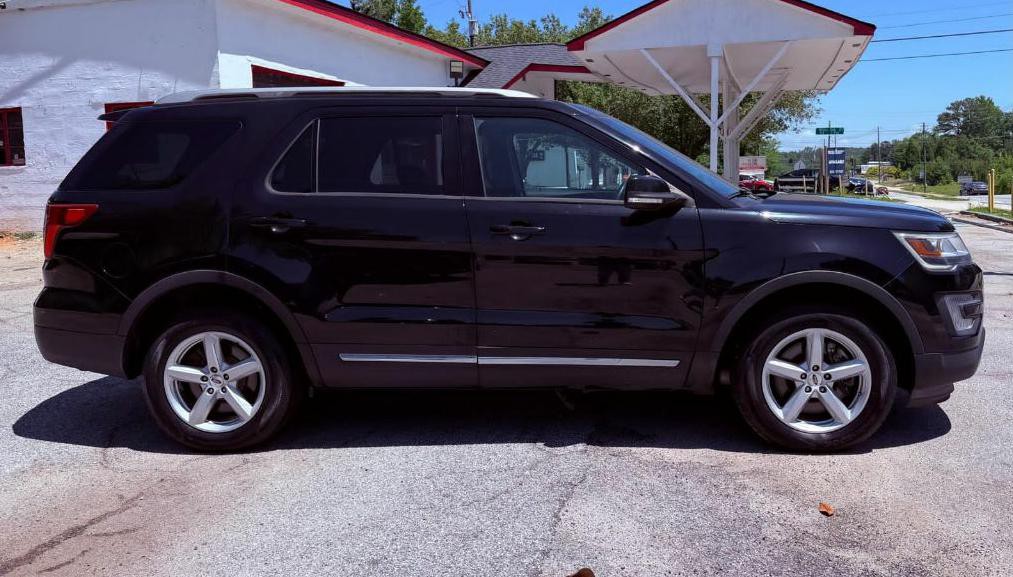 2017 Ford Explorer Image 5