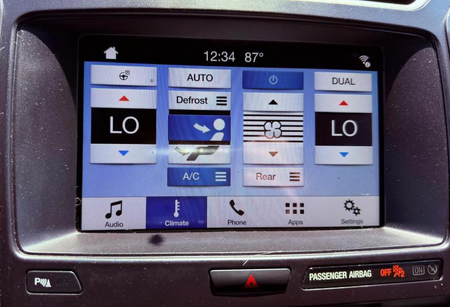 2017 Ford Explorer Image 18
