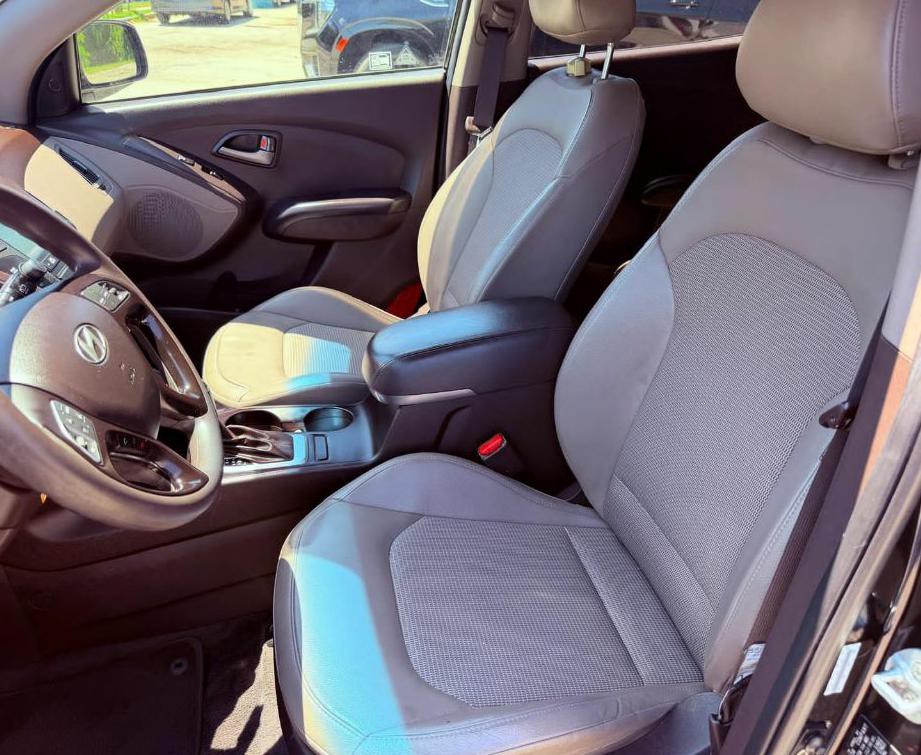 2015 Hyundai Tucson Image 11