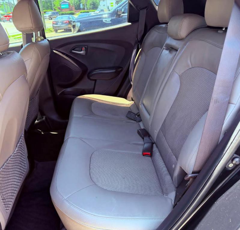 2015 Hyundai Tucson Image 18