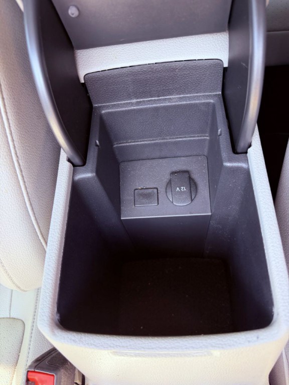 2019 Volkswagen Passat Image 26