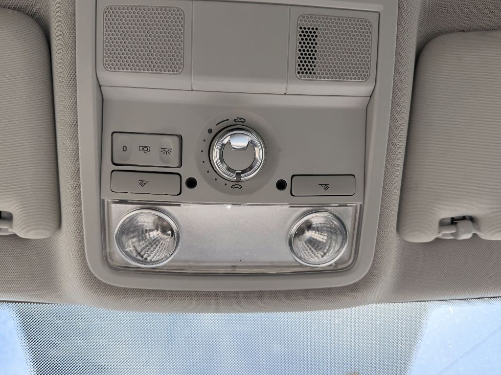2019 Volkswagen Passat Image 29