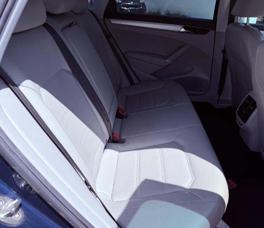 2019 Volkswagen Passat Image 22