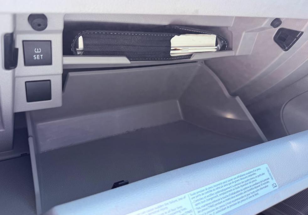 2019 Volkswagen Passat Image 32