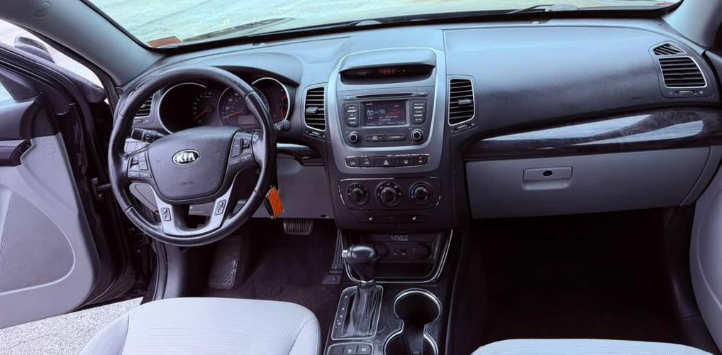 2015 Kia Sorento Image 14