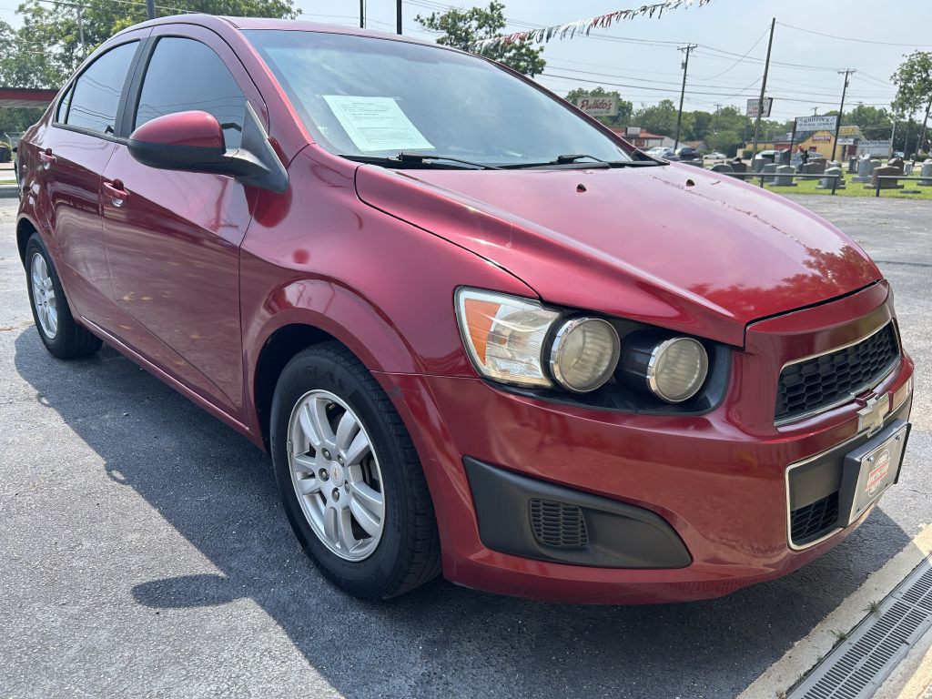 2012 Chevrolet Sonic Image 3