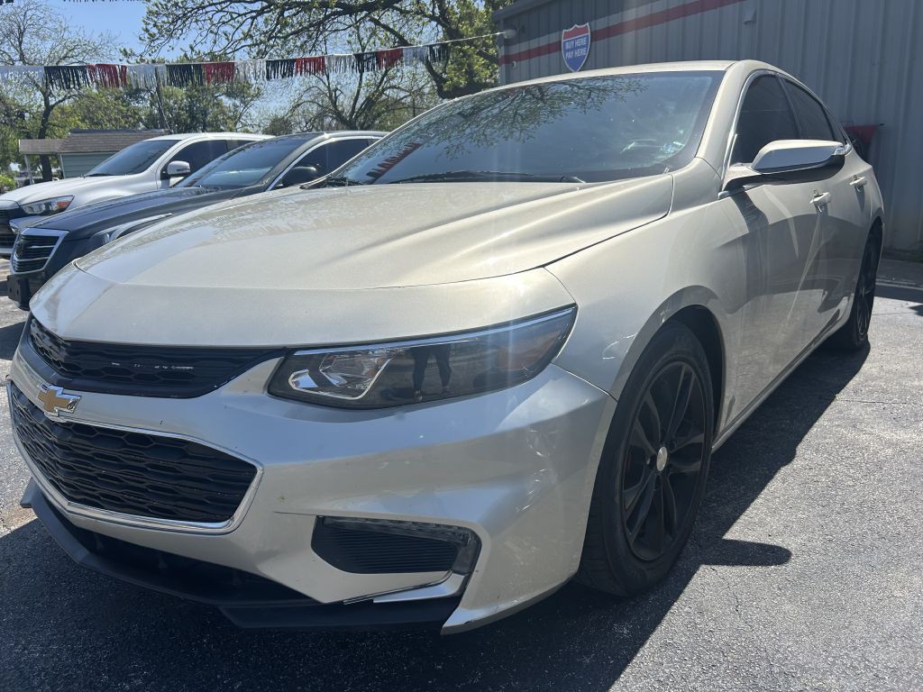 2016 Chevrolet Malibu Image 1