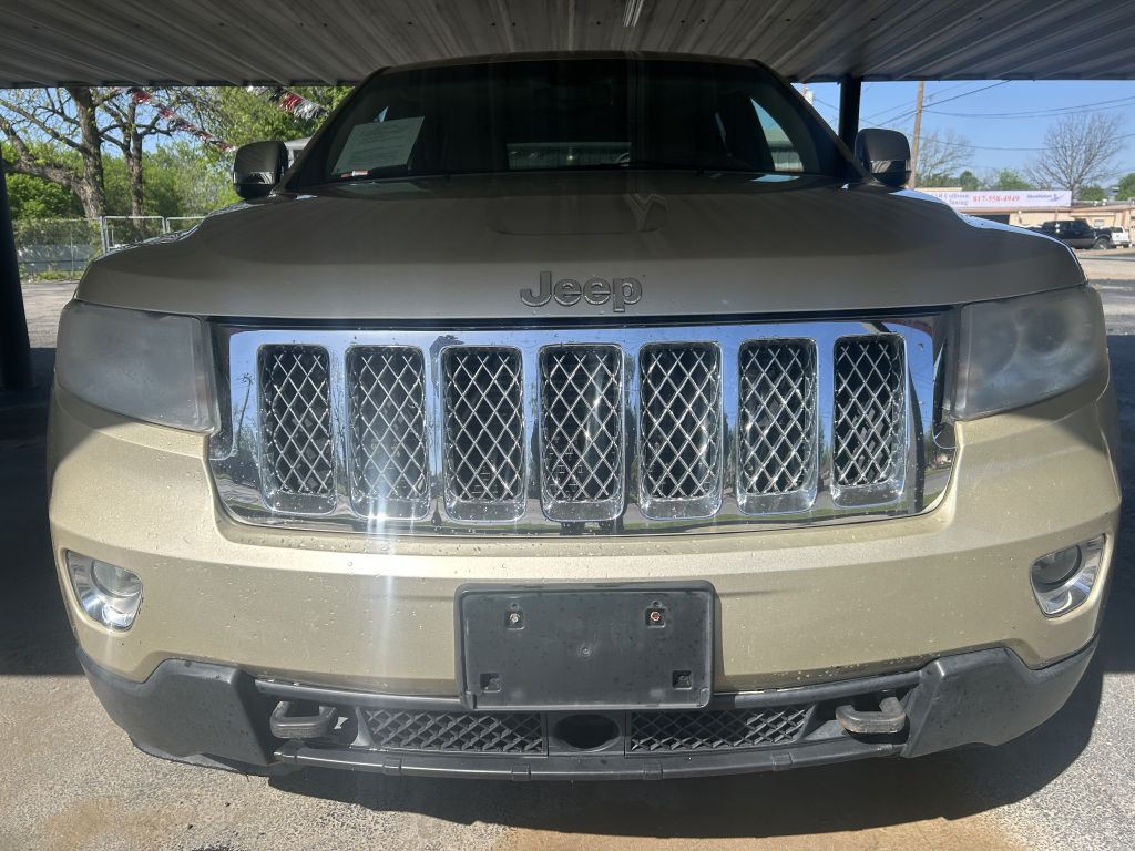 2012 Jeep Grand Cherokee Image 2