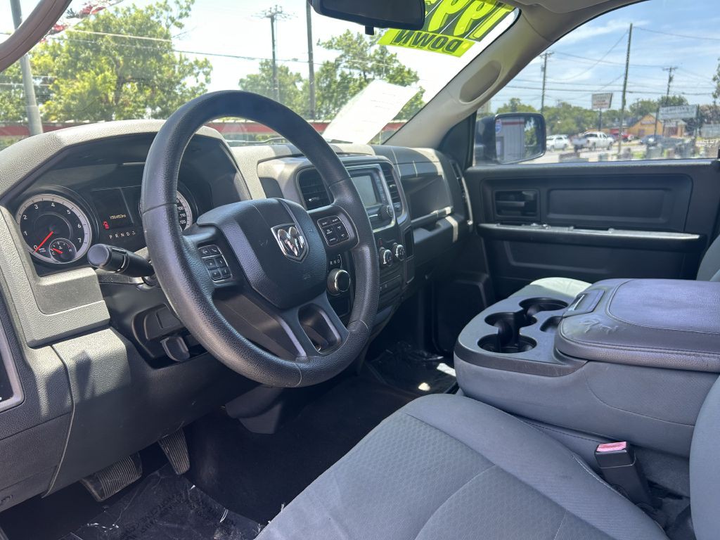 2015 RAM 1500 Image 5