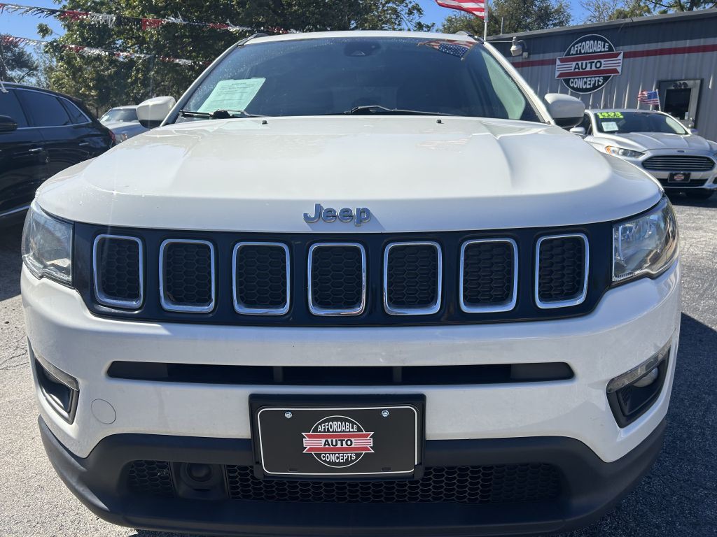 2019 Jeep Compass Image 2