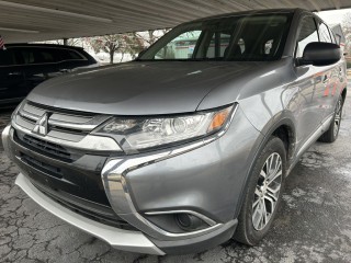 Image for 2017 Mitsubishi Outlander ES ID: 7693375