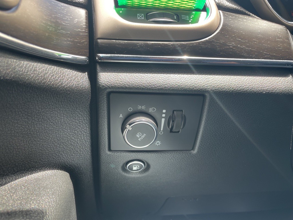 2014 Jeep Grand Cherokee Image 24