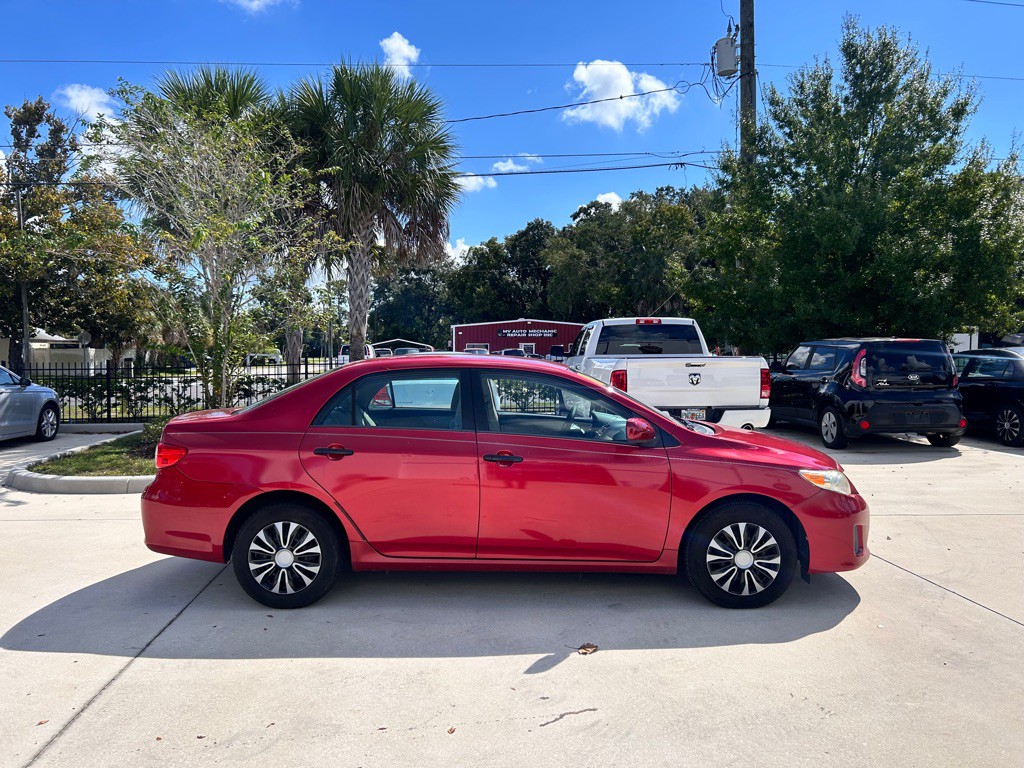 2011 Toyota Corolla Image 6
