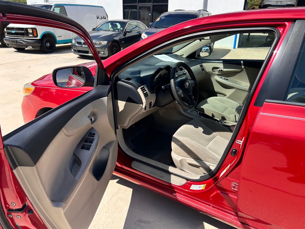 2011 Toyota Corolla Image 7