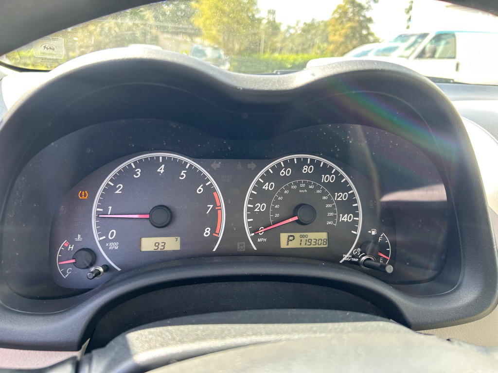 2011 Toyota Corolla Image 10