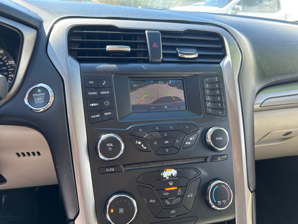 2017 Ford Fusion Image 9