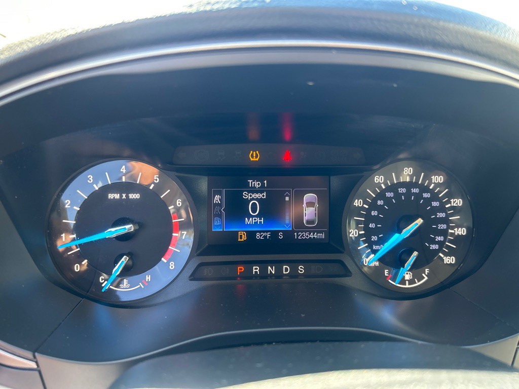 2017 Ford Fusion Image 10