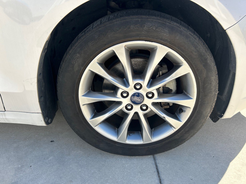 2017 Ford Fusion Image 23