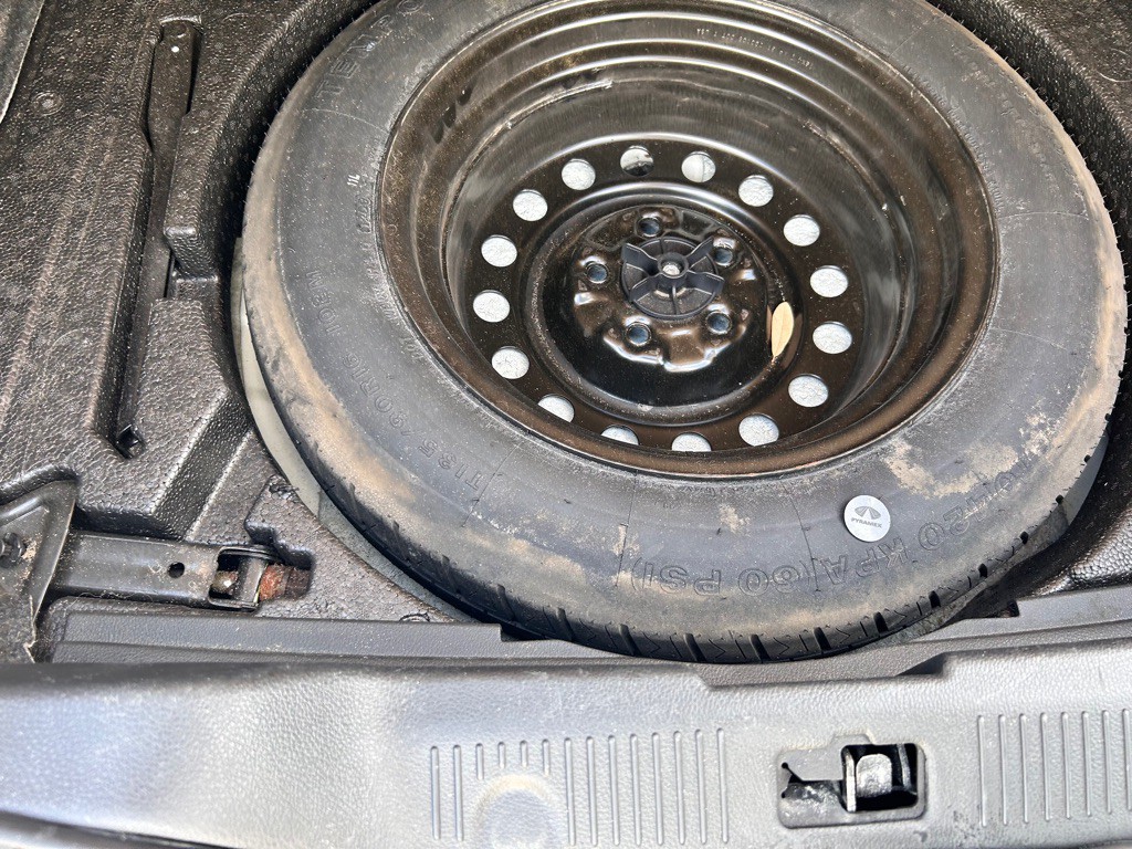 2010 Nissan Altima Image 19