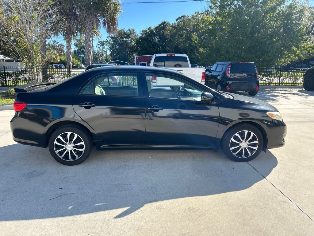 2010 Toyota Corolla Image 3