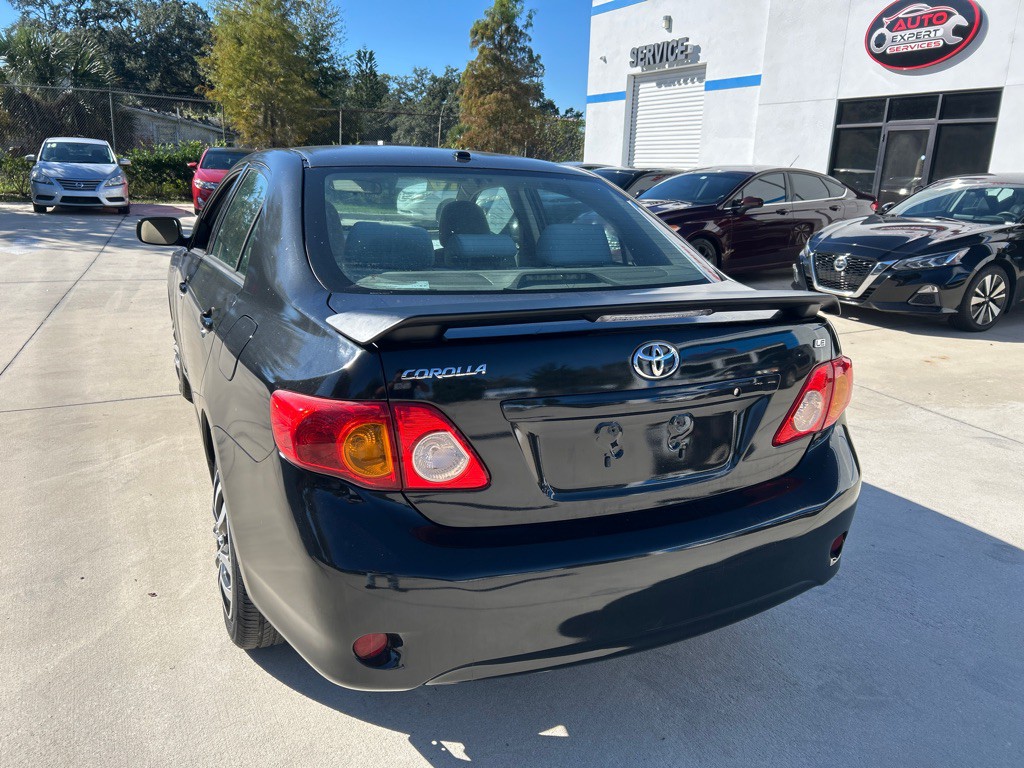2010 Toyota Corolla Image 5