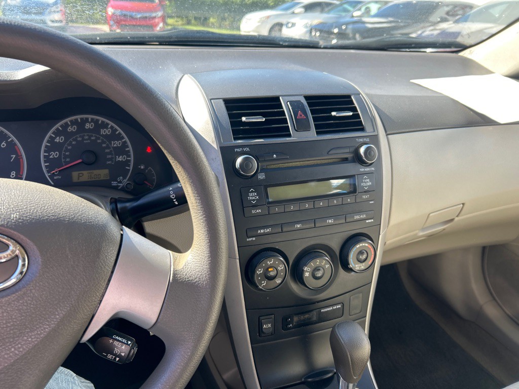 2010 Toyota Corolla Image 10