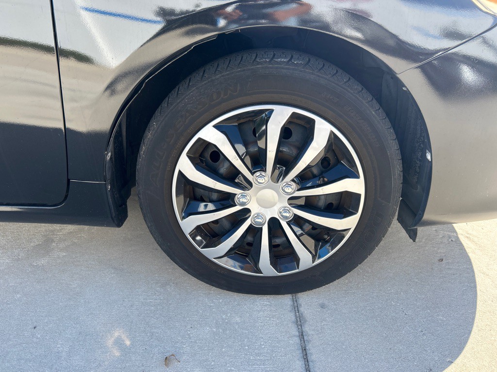 2010 Toyota Corolla Image 21