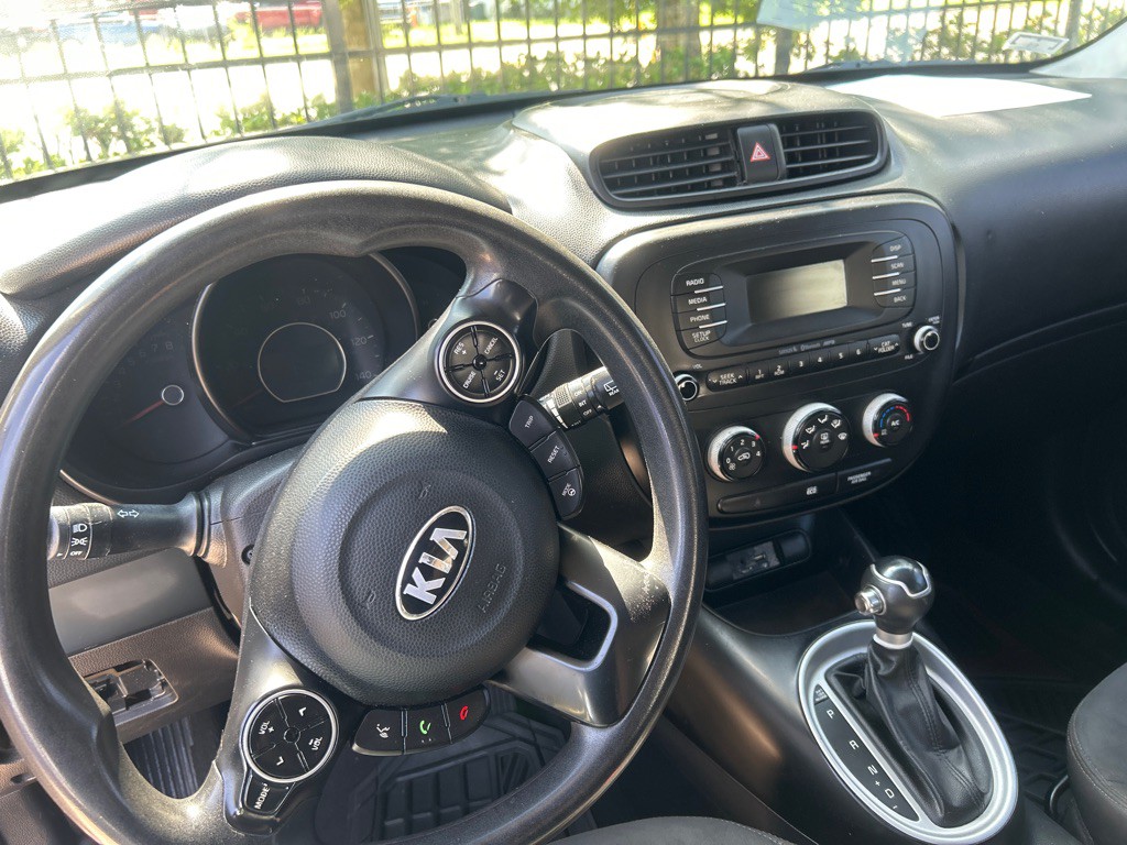 2016 Kia Soul Image 8