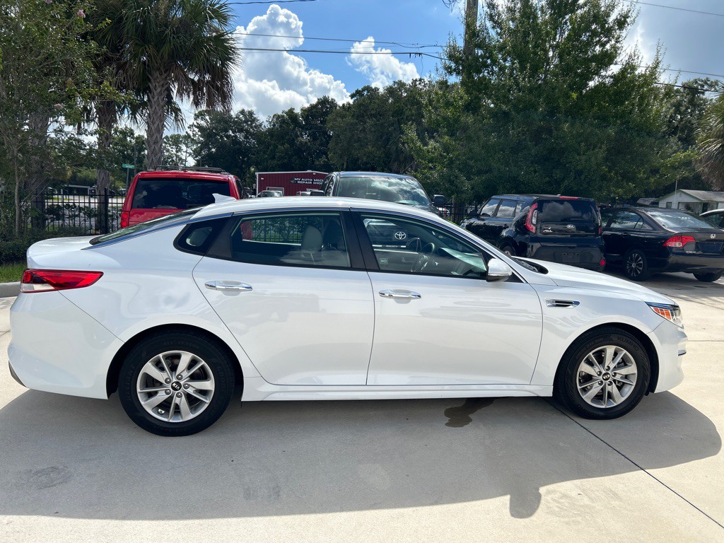 2018 Kia Optima Image 5
