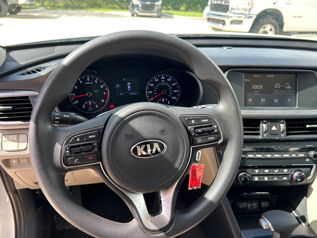 2018 Kia Optima Image 12