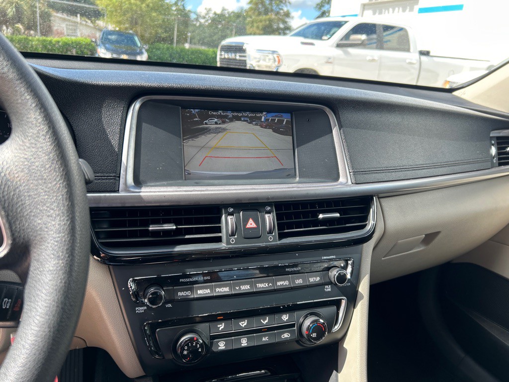 2018 Kia Optima Image 14