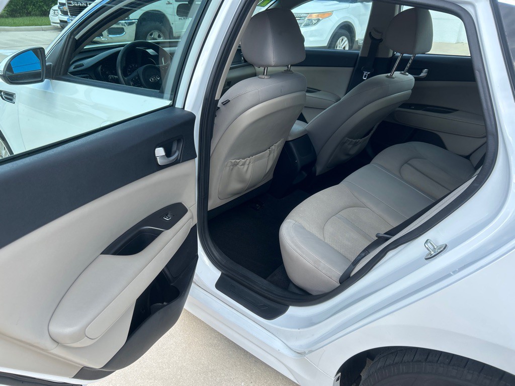 2018 Kia Optima Image 20