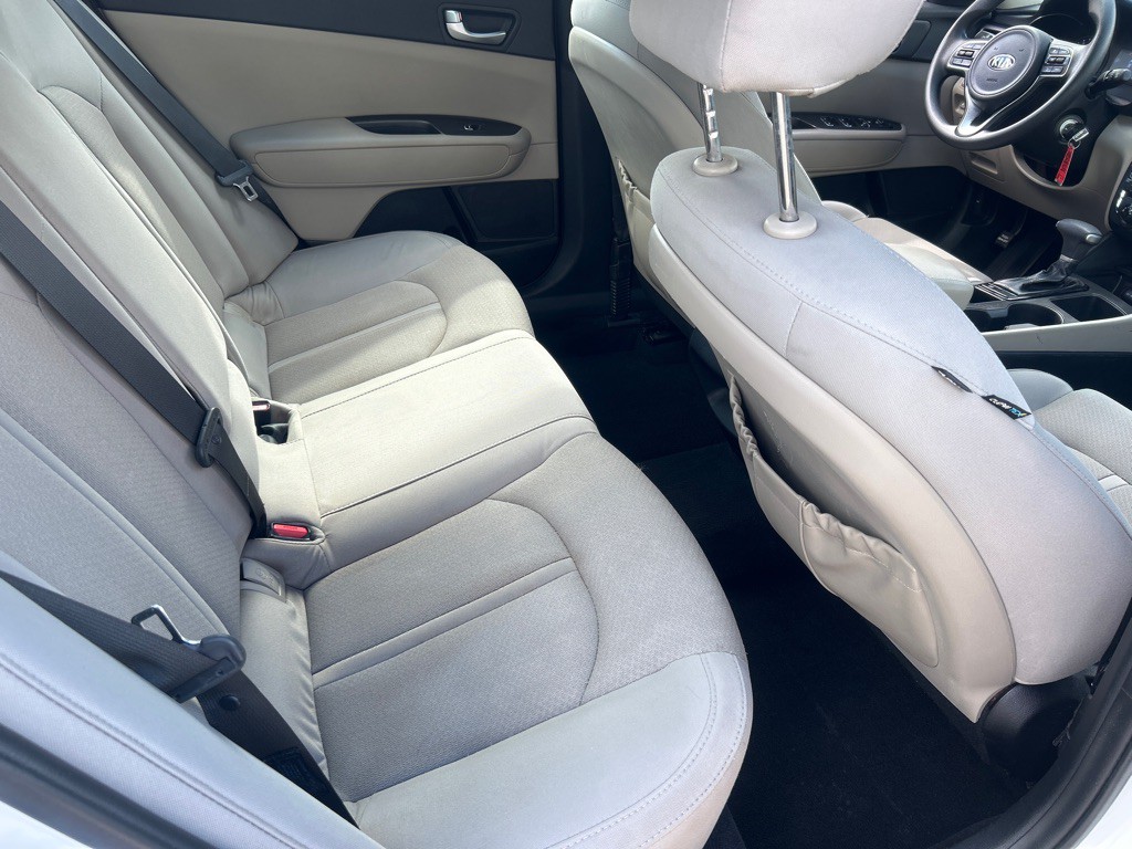 2018 Kia Optima Image 25