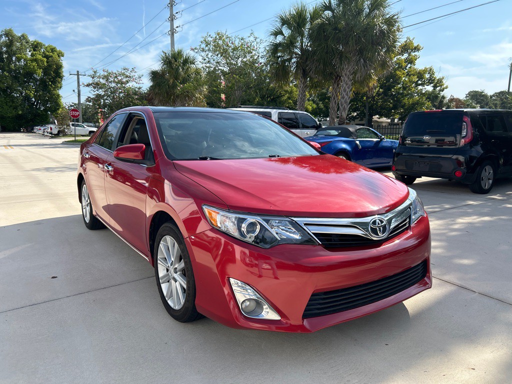 2012 Toyota Camry Image 3