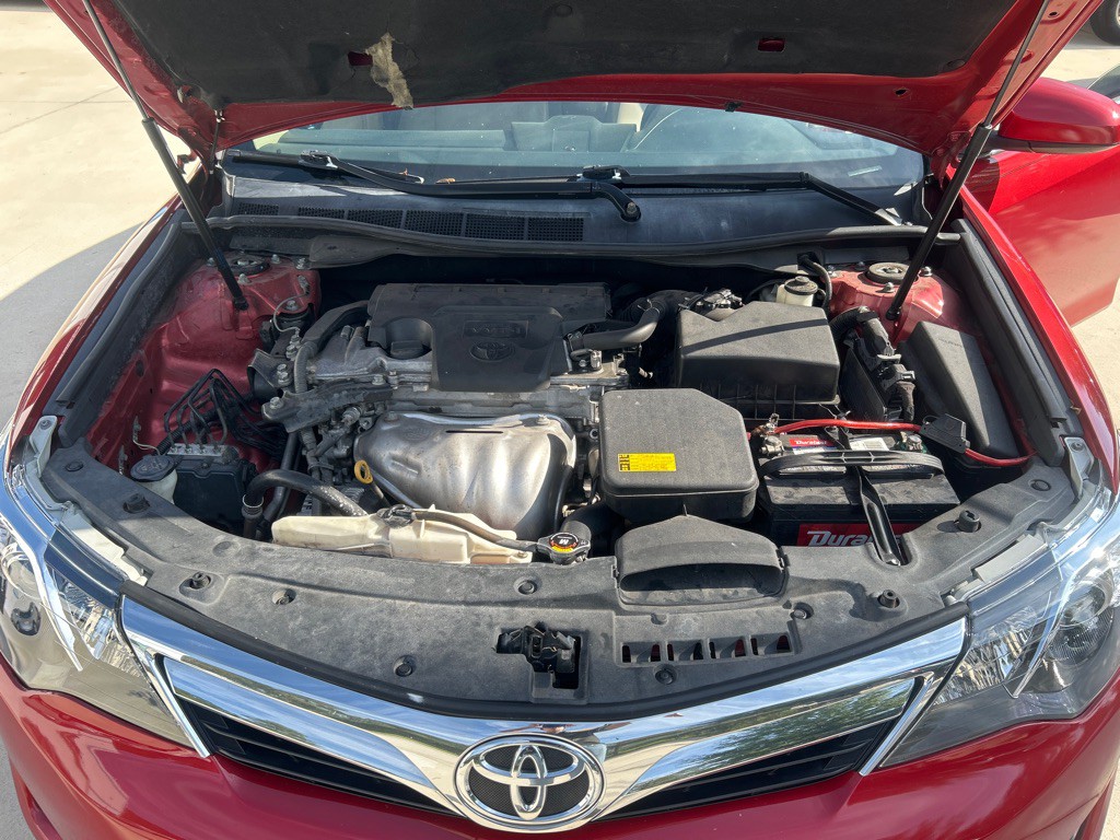 2012 Toyota Camry Image 20