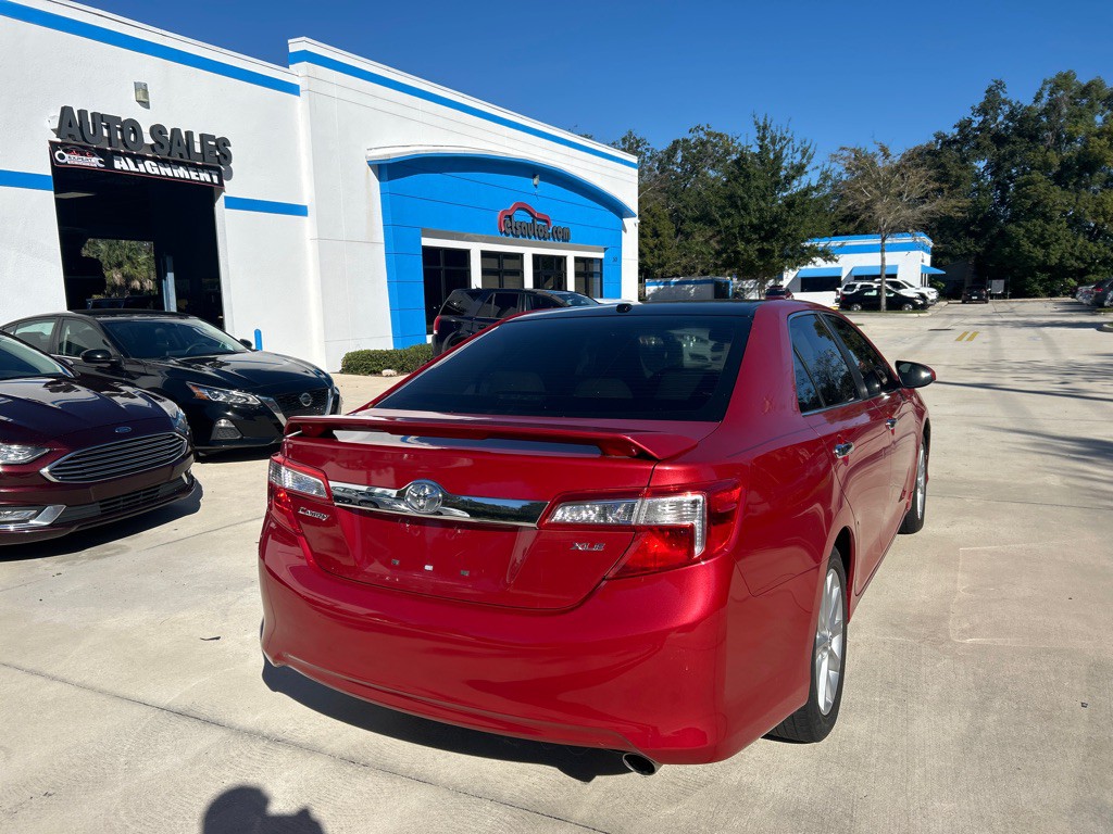 2012 Toyota Camry Image 4
