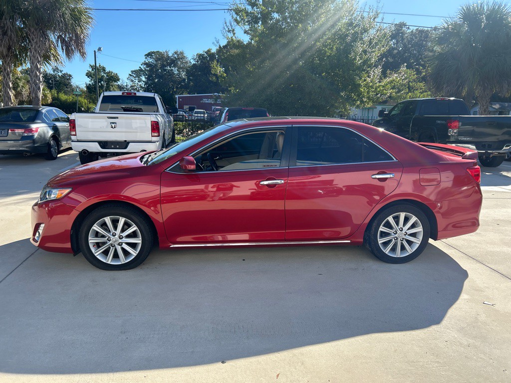 2012 Toyota Camry Image 6