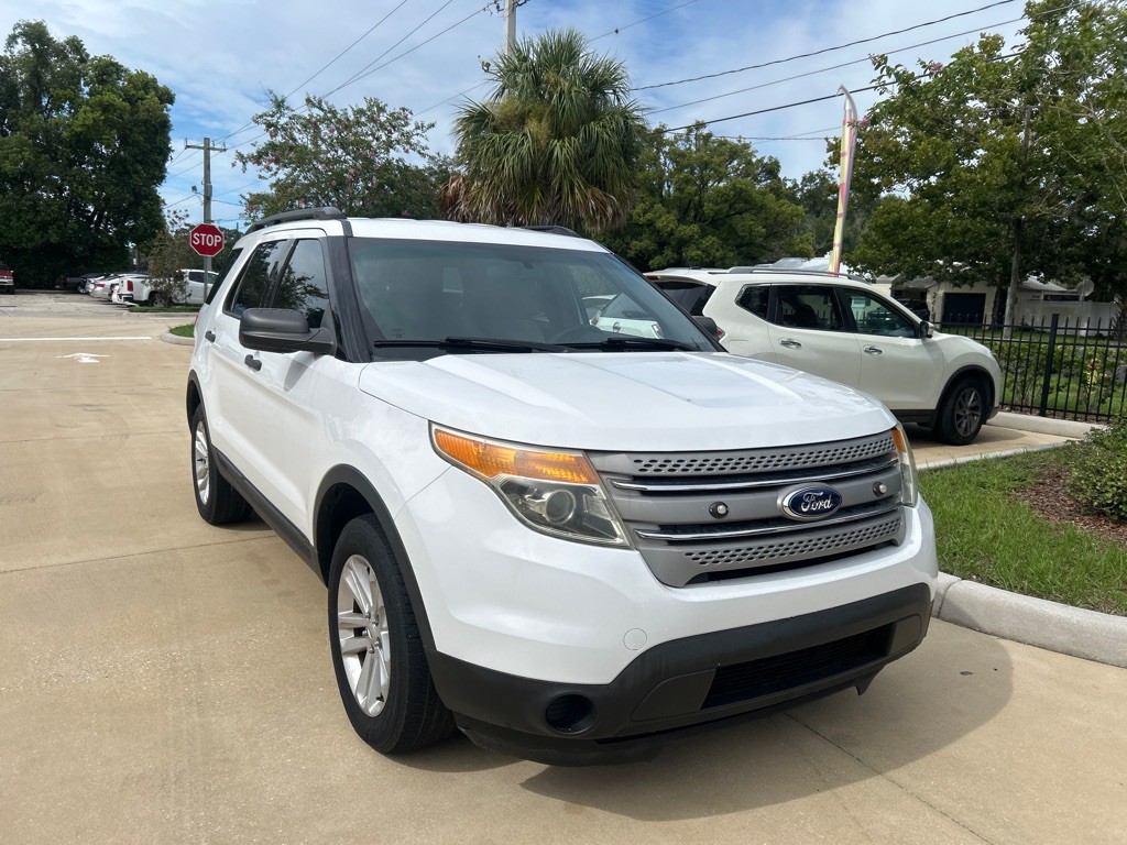 2015 Ford Explorer Image 2