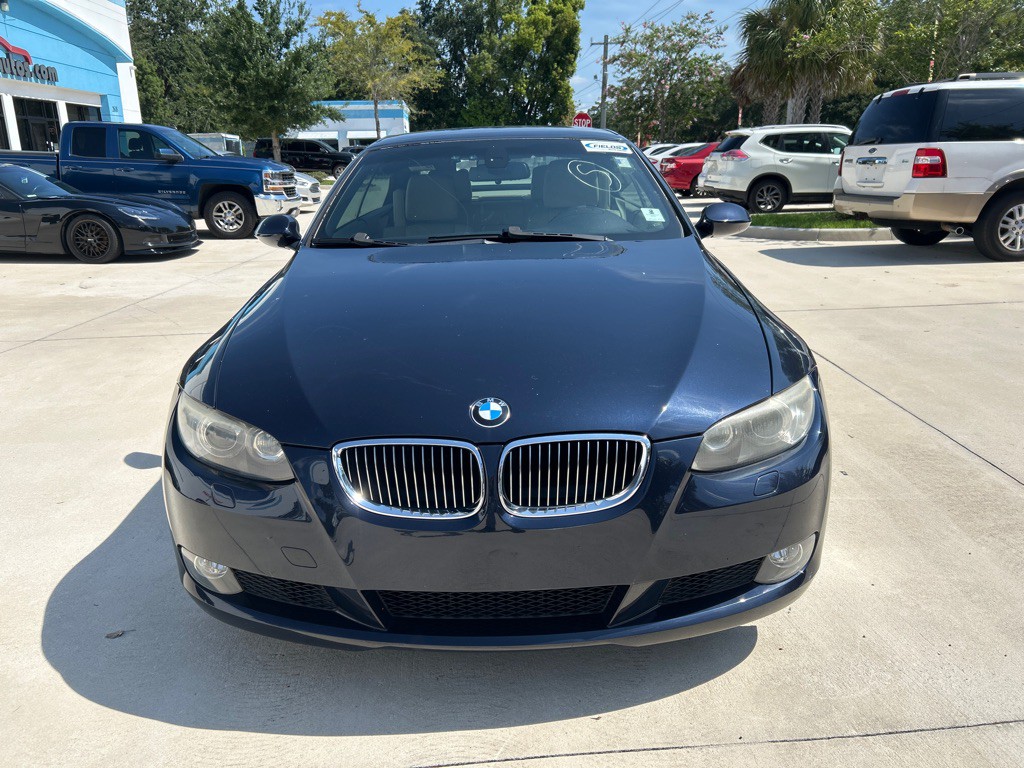 2009 BMW 3 Series Image 2