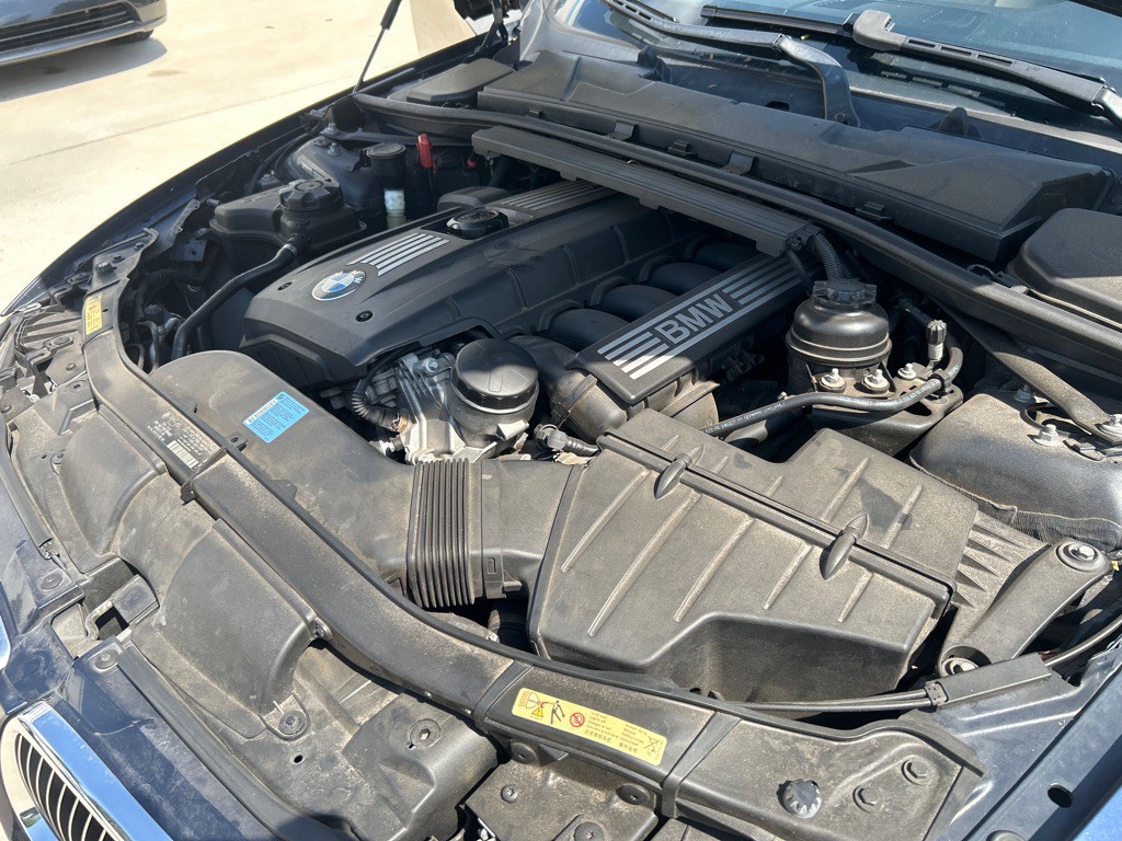 2009 BMW 3 Series Image 18