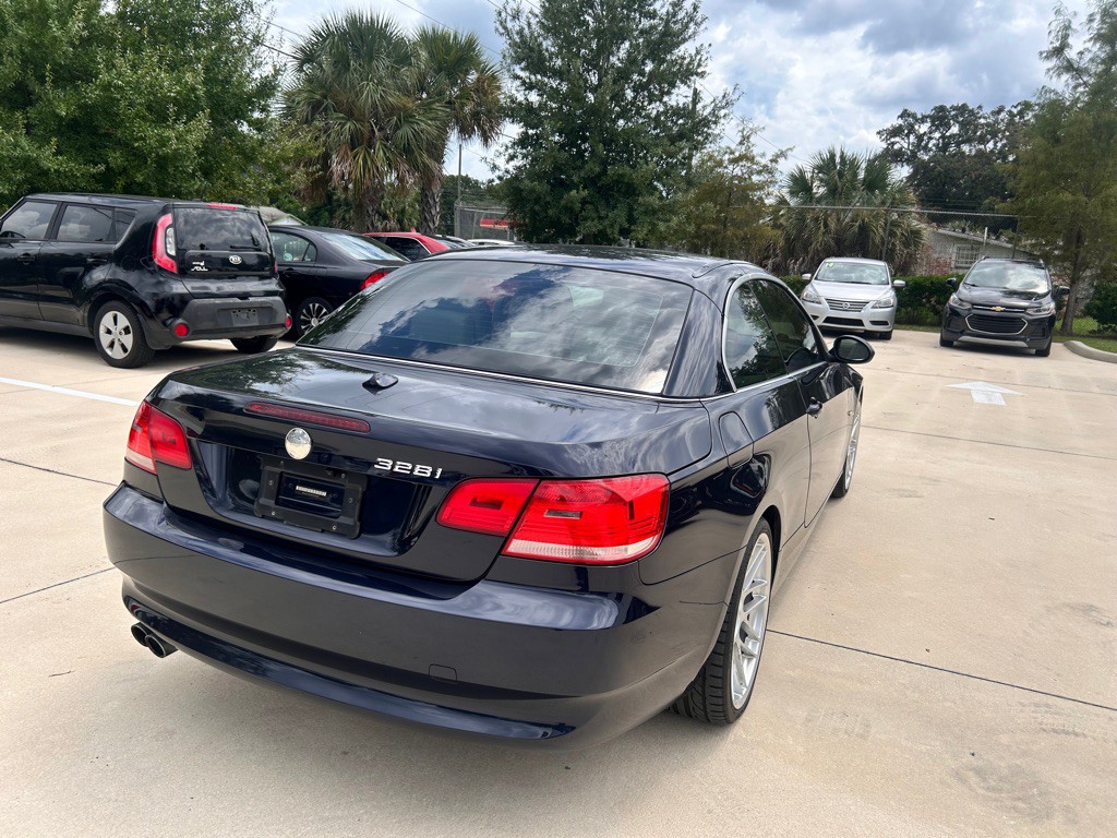 2009 BMW 3 Series Image 6