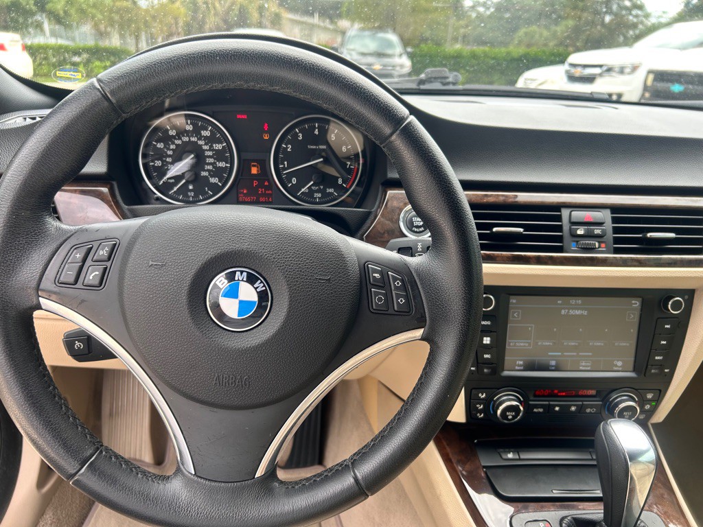 2009 BMW 3 Series Image 22