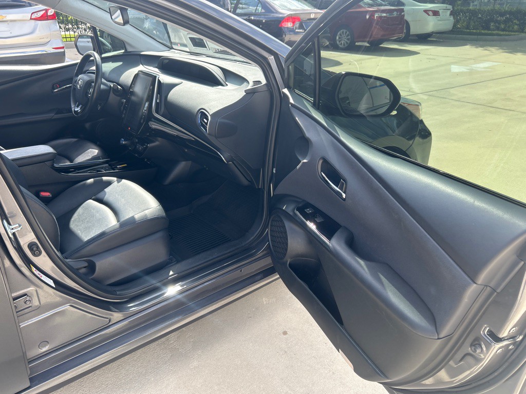 2022 Toyota Prius Image 10