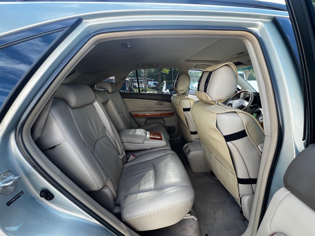 2007 Lexus RX Image 11