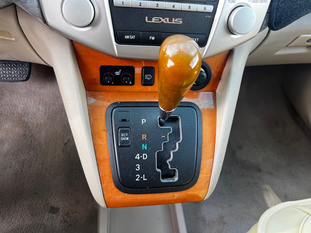 2007 Lexus RX Image 15