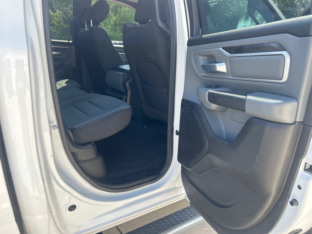 2023 RAM 1500 Image 12