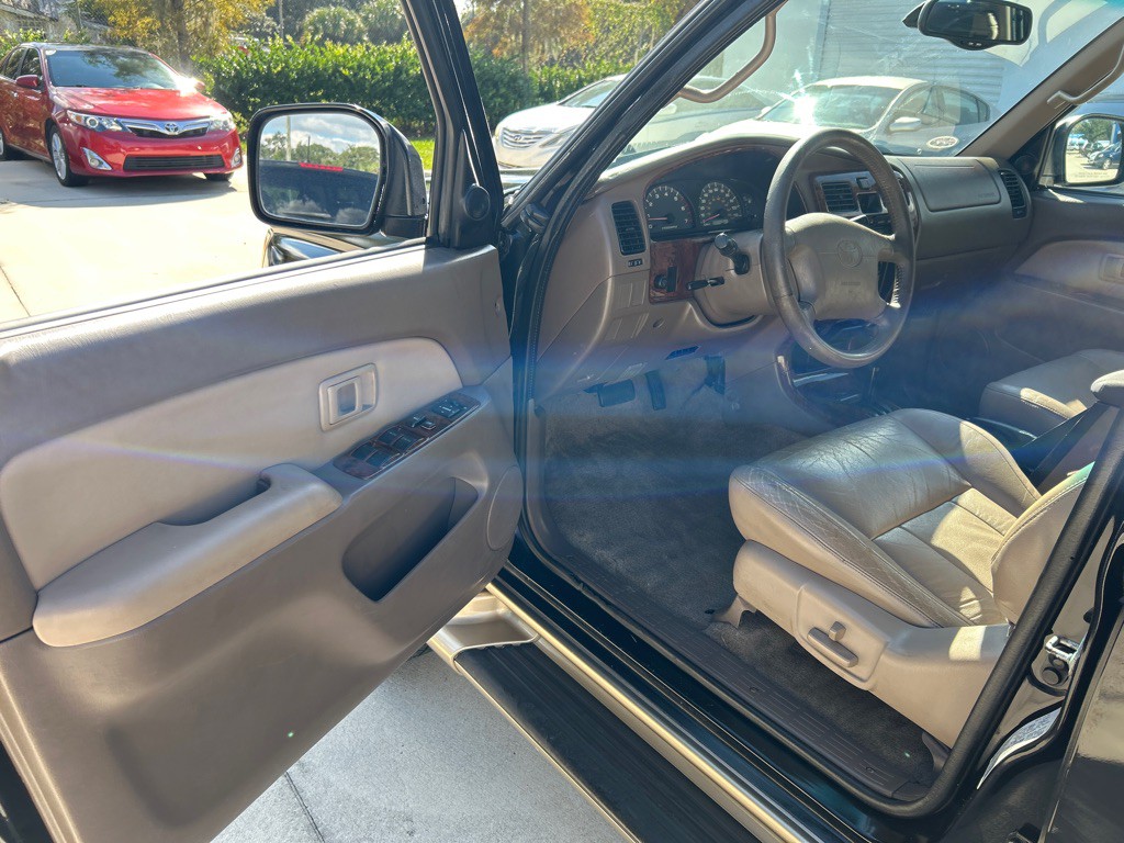 2000 Toyota 4Runner Image 7
