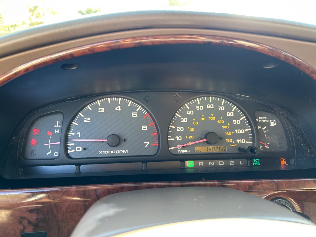 2000 Toyota 4Runner Image 9