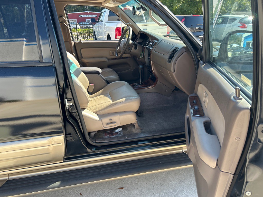 2000 Toyota 4Runner Image 30